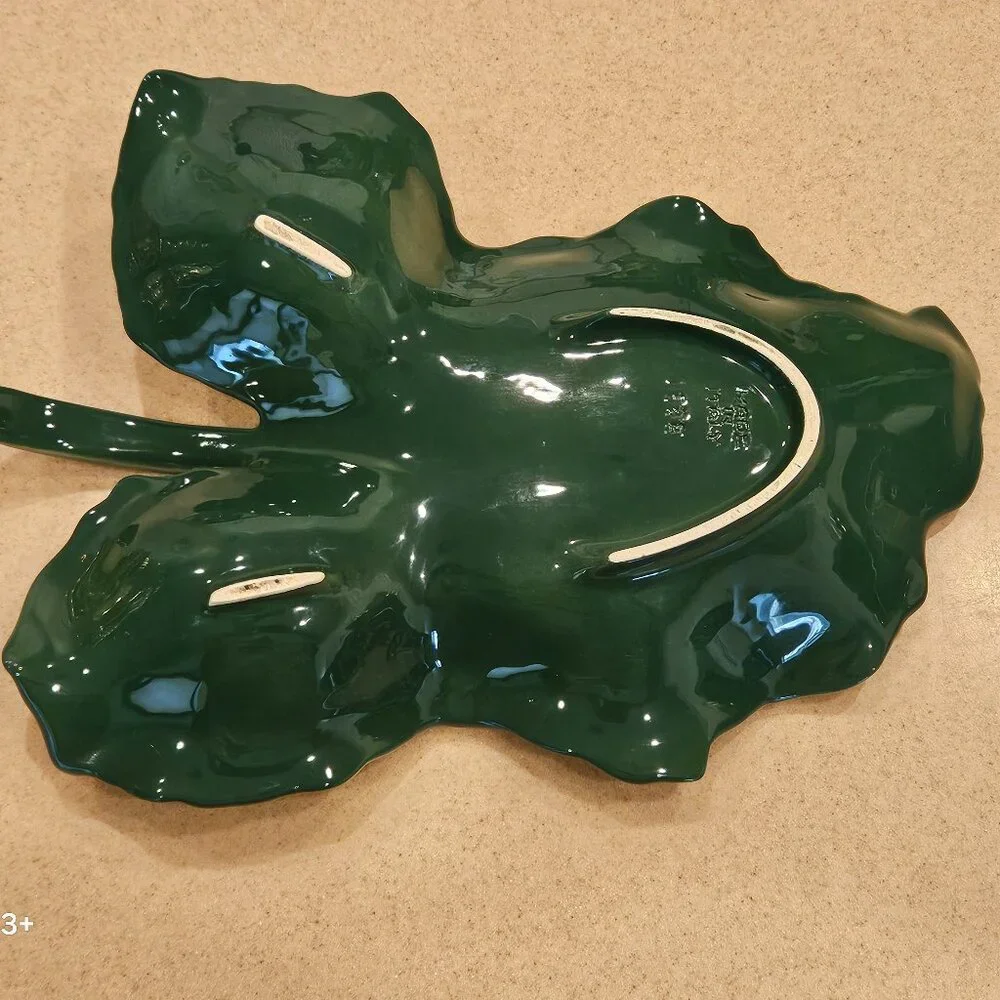 VINTAGE ITALIAN MAJOLICA VIETRI GREEN FOLIAGE CABBAGE LEAF SERVING DISH BOWL
